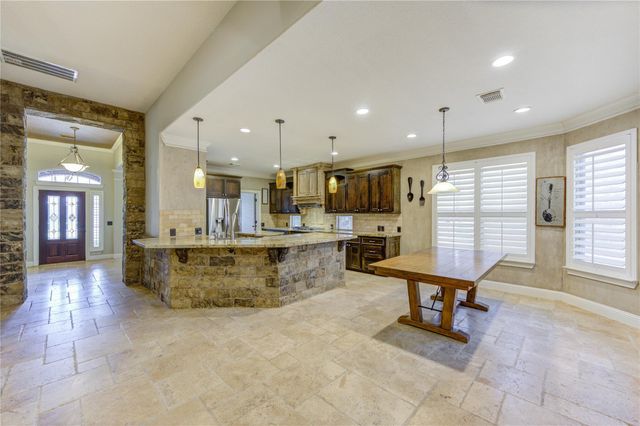 11826 Canyon Mills Drive, Houston, TX 77095