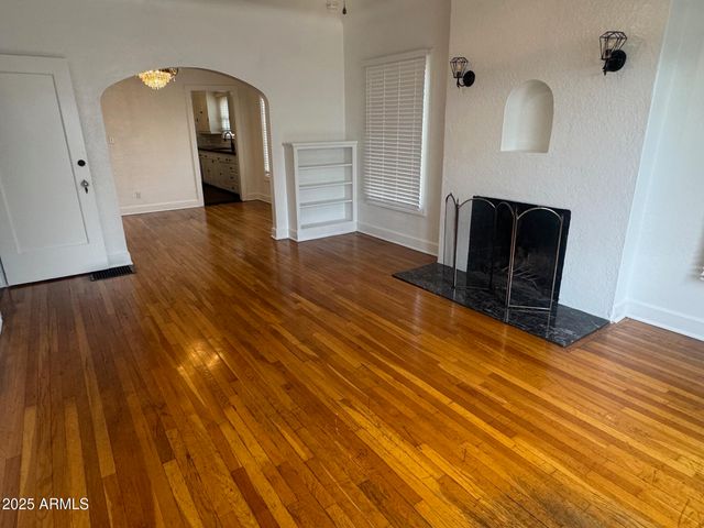 541 W MONTE VISTA Road Apt 3, Phoenix, AZ 85003