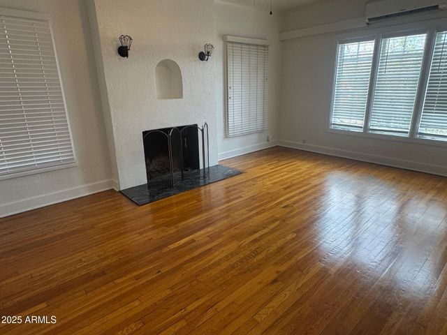541 W MONTE VISTA Road Apt 3, Phoenix, AZ 85003