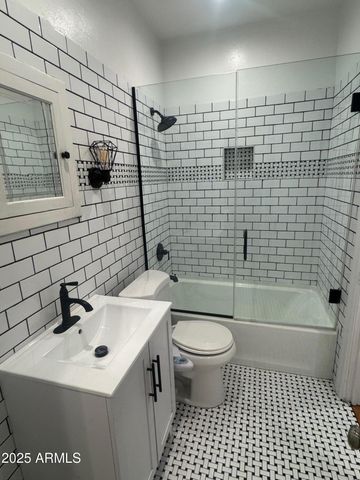 541 W MONTE VISTA Road Apt 3, Phoenix, AZ 85003