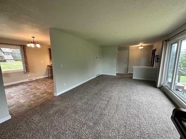 15165 Hennepin Road, Tomah, WI 54660