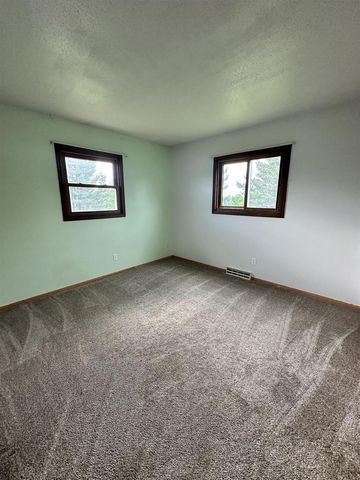 15165 Hennepin Road, Tomah, WI 54660