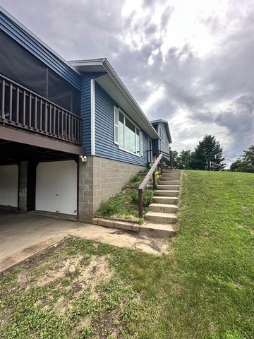 15165 Hennepin Road, Tomah, WI 54660