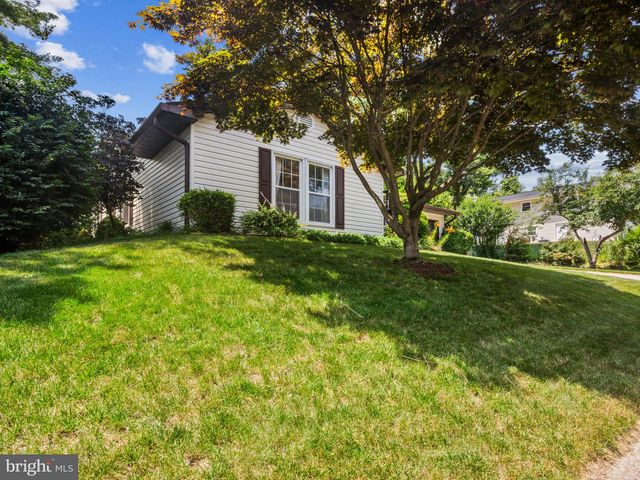 1933 HUGUENOT PL, Severn, MD 21144