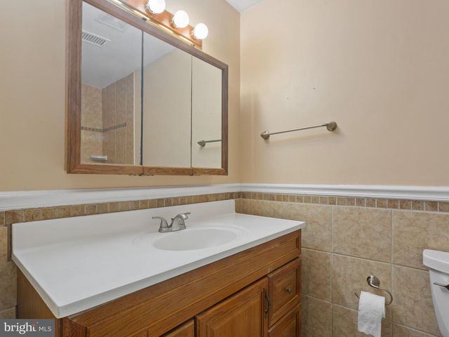 1933 HUGUENOT PL, Severn, MD 21144
