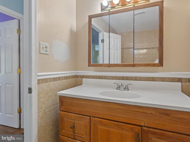 1933 HUGUENOT PL, Severn, MD 21144