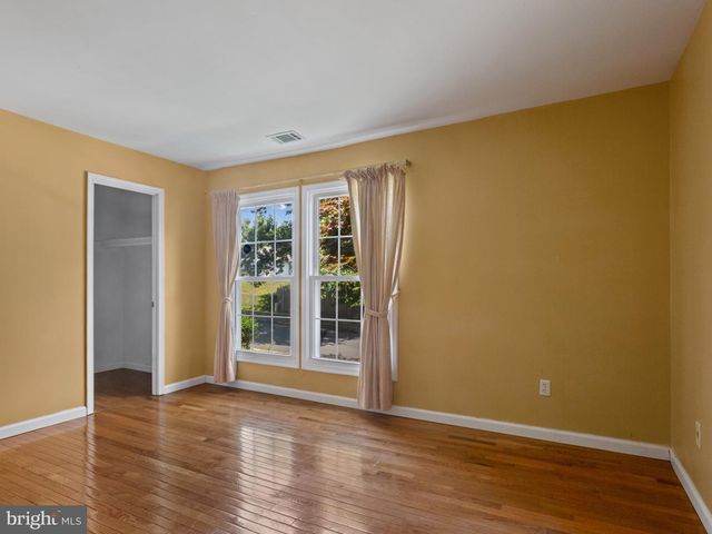 1933 HUGUENOT PL, Severn, MD 21144