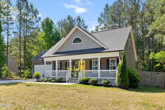 230 N Ridge Drive, Louisburg, NC 27549