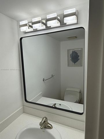 555 NE 15th St 14K, Miami, FL 33132