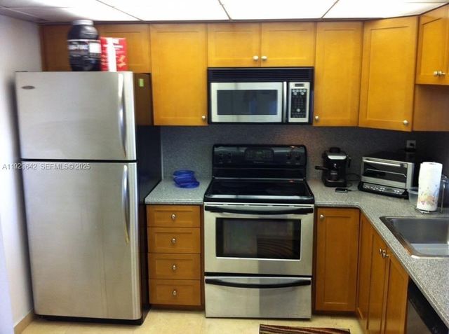 555 NE 15th St 14K, Miami, FL 33132