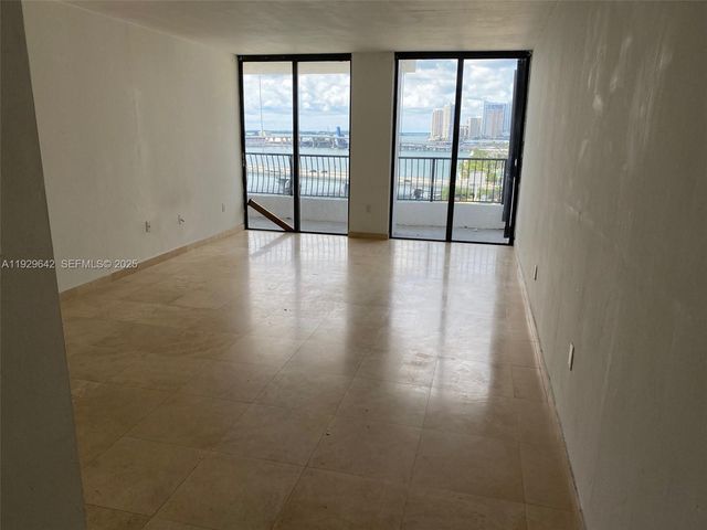 555 NE 15th St 14K, Miami, FL 33132