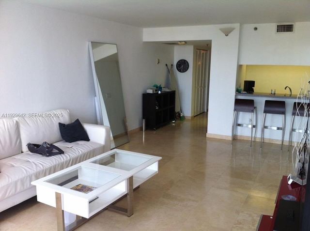 555 NE 15th St 14K, Miami, FL 33132