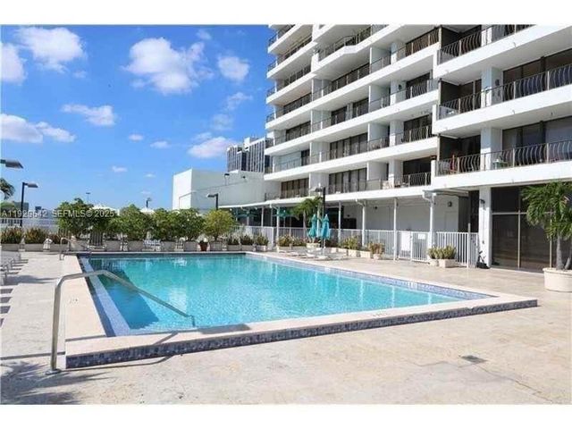 555 NE 15th St 14K, Miami, FL 33132