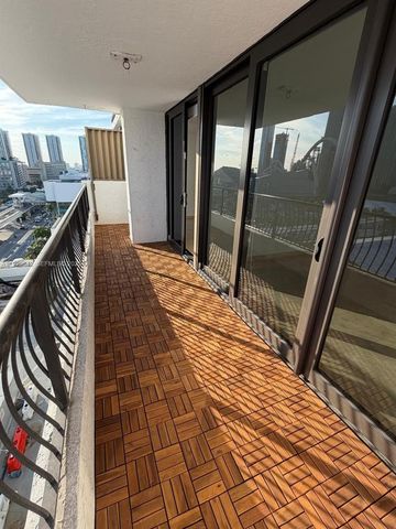 555 NE 15th St 14K, Miami, FL 33132