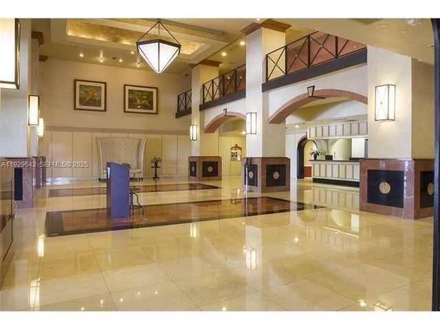 555 NE 15th St 14K, Miami, FL 33132