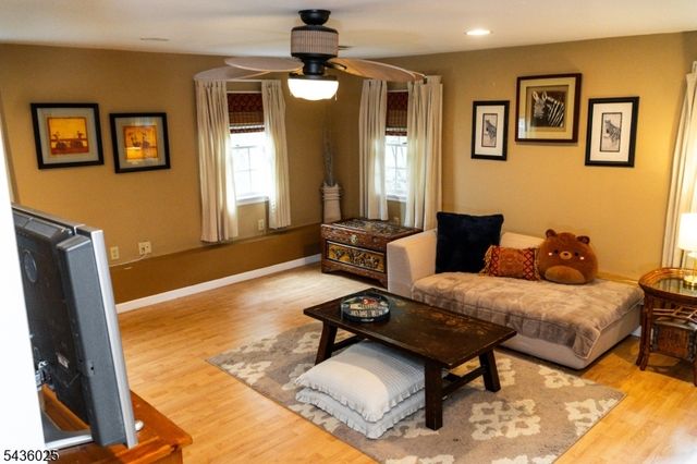 62 Trocha Ave, Livingston Twp., NJ 07039