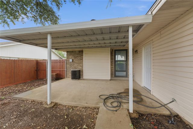 1729 Jenkins Lane, Glenn Heights, TX 75154