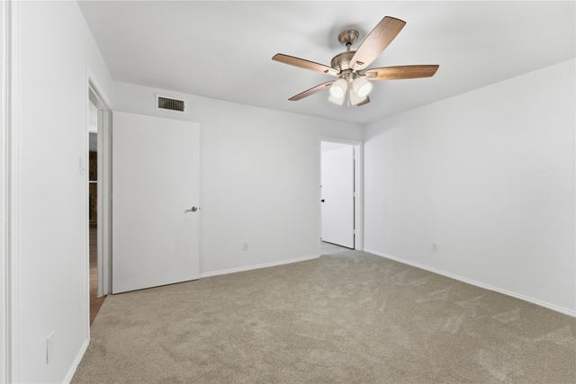 1729 Jenkins Lane, Glenn Heights, TX 75154