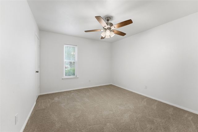 1729 Jenkins Lane, Glenn Heights, TX 75154