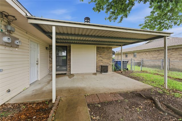 1729 Jenkins Lane, Glenn Heights, TX 75154