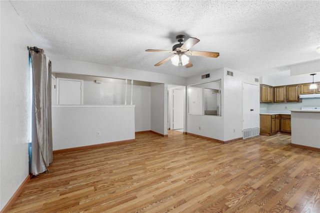 1729 Jenkins Lane, Glenn Heights, TX 75154