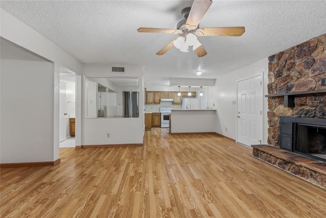 1729 Jenkins Lane, Glenn Heights, TX 75154