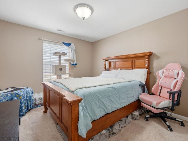 3001 NW 9th St., Minot, ND 58703