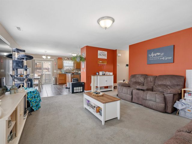 3001 NW 9th St., Minot, ND 58703