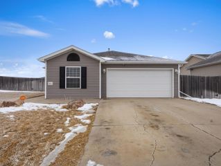 3001 NW 9th St., Minot, ND 58703