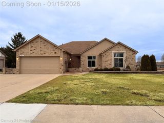 2633 Marlbank Drive, Sterling Heights, MI 48310