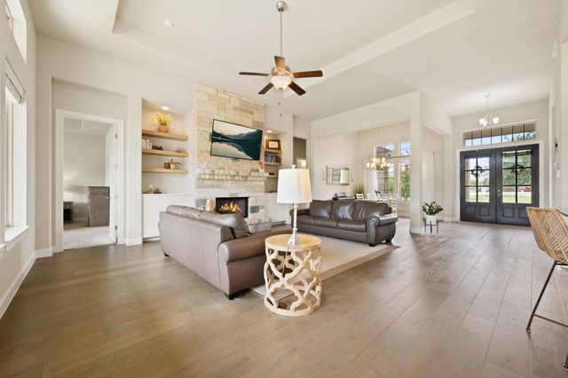117 Cavalier CV, Hutto, TX 78634