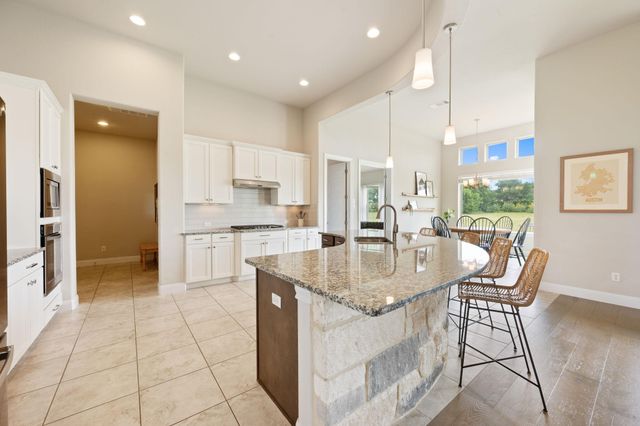 117 Cavalier CV, Hutto, TX 78634