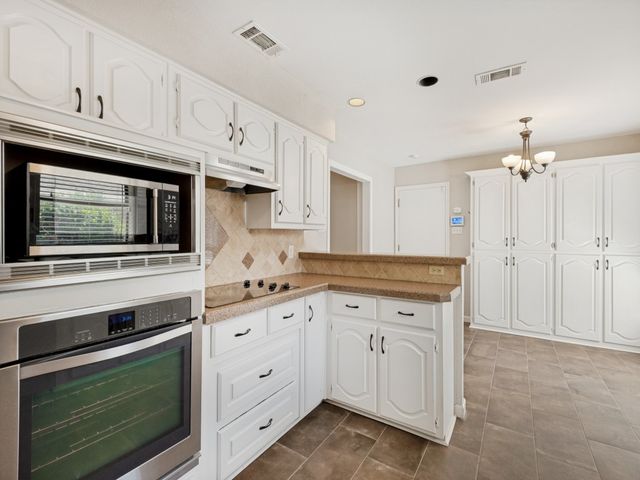 177 Simmons Drive, Coppell, TX 75019