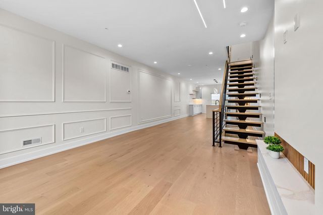 2324 REED ST, Philadelphia, PA 19146
