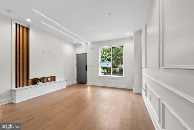 2324 REED ST, Philadelphia, PA 19146