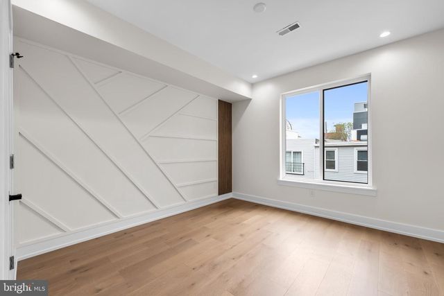 2324 REED ST, Philadelphia, PA 19146