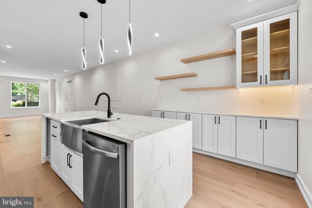 2324 REED ST, Philadelphia, PA 19146