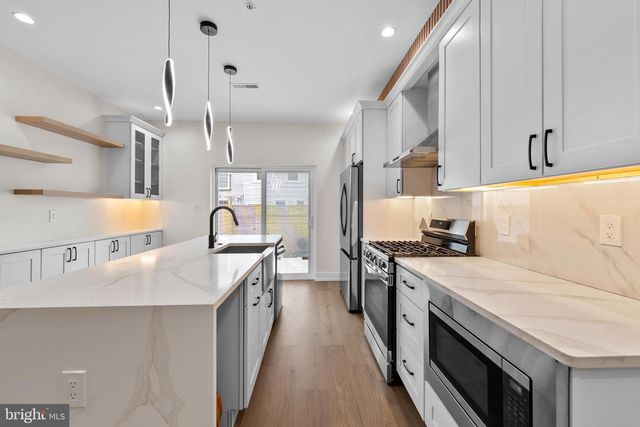2324 REED ST, Philadelphia, PA 19146