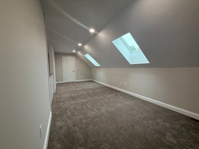 12 Glacier Path 12, Middleboro, MA 02346