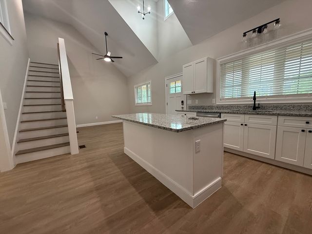 12 Glacier Path 12, Middleboro, MA 02346