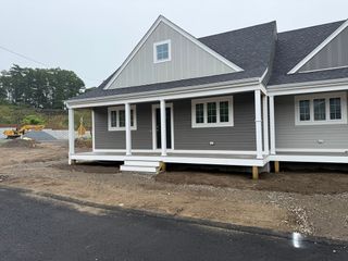 12 Glacier Path 12, Middleboro, MA 02346