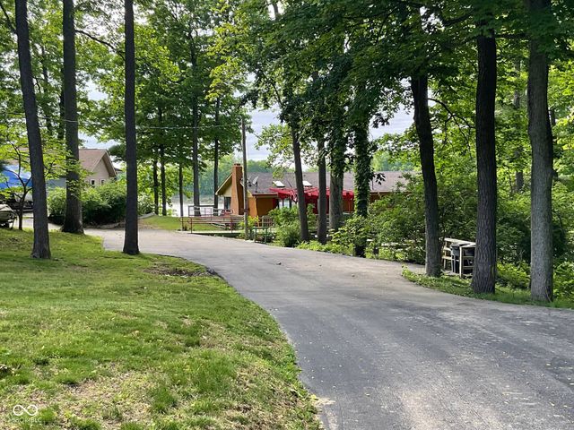 1908 Lee Kay Drive, Rockville, IN 47872