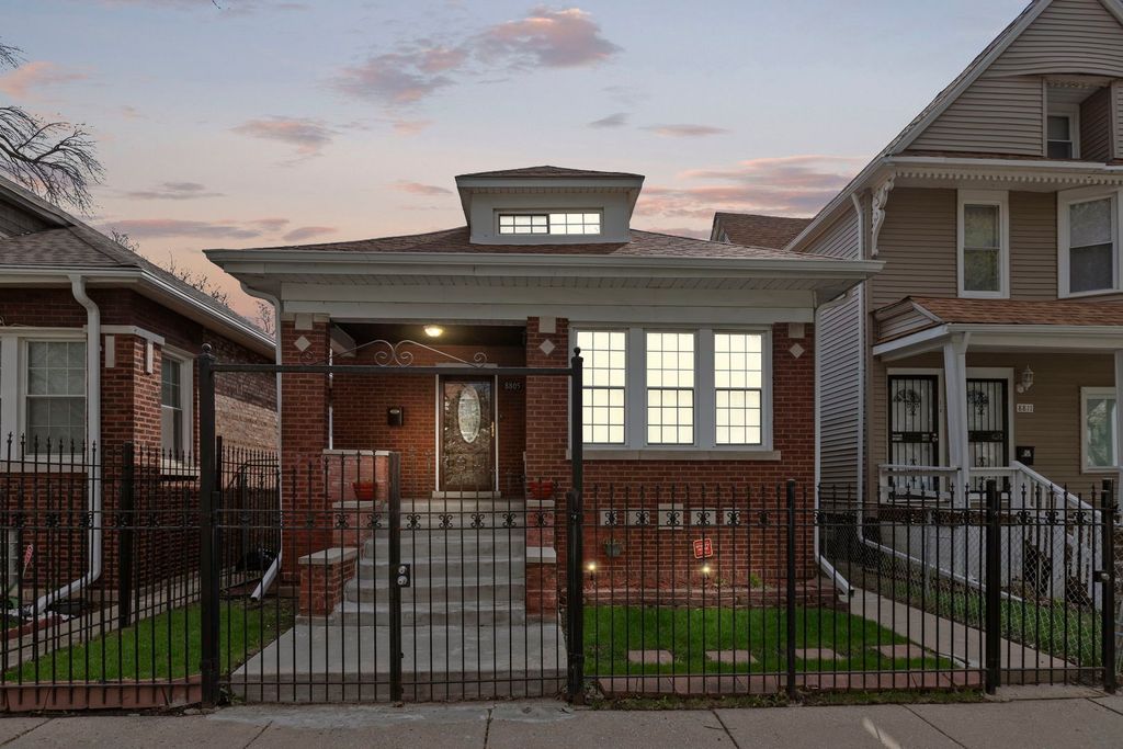 8805 S Carpenter Street, Chicago, IL 60620