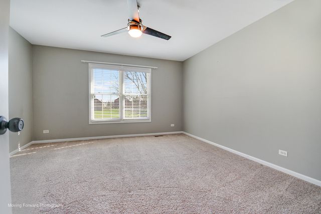 24833 Winterberry Lane, Plainfield, IL 60585