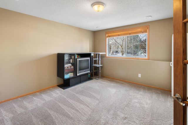 15152 French Drive N D, Hugo, MN 55038