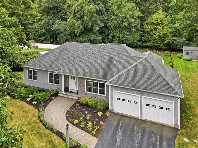 8 Rolling Ridge Road, Windham, NH 03037