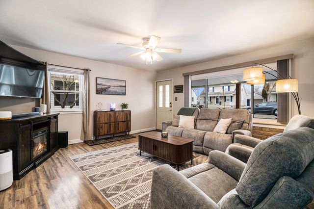 957 Woodville Avenue, Monroe, MI 48161