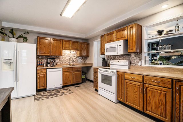 957 Woodville Avenue, Monroe, MI 48161