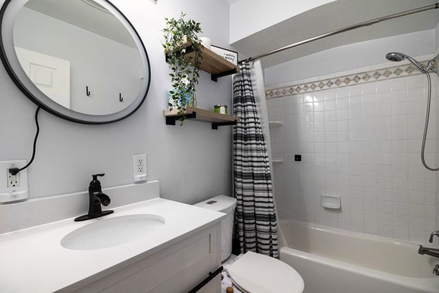 957 Woodville Avenue, Monroe, MI 48161