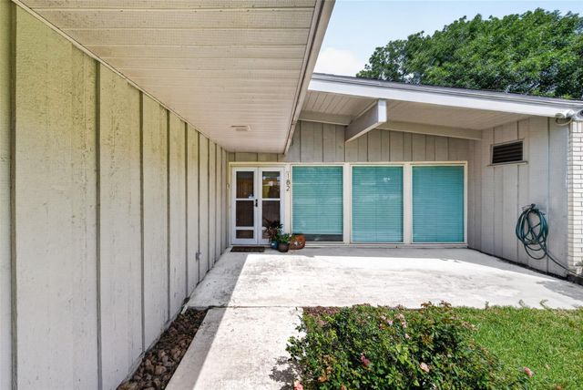 182 N Burnett Drive, Baytown, TX 77520